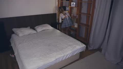 Snapshot of carolynnfernandez chatting on 11-09-25, 08:07 Hello everyone Im Monica Its my first day Were going to have fun together online show from 11-09-25, 08:07