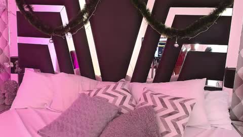 Caro Gmez  online show from 01-10-25, 07:11