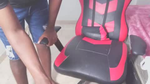 Snapshot of carrasquilla23 chatting on 11-29-25, 03:42 carrasquilla23 online show from 11-29-25, 03:42