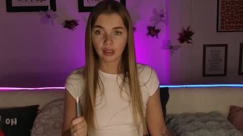 Snapshot of carriebradshawww chatting on 11-30-25, 05:00 carriebradshawww online show from 11-30-25, 05:00