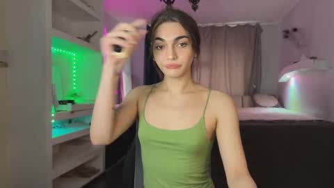 Carry online show from 02-11-25, 10:37