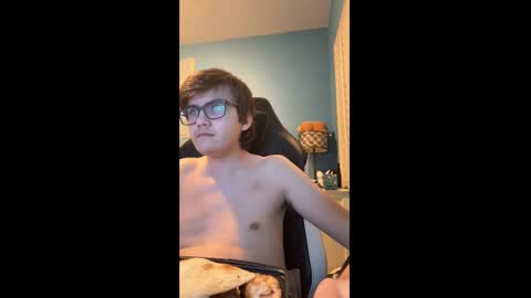 Snapshot of carter10101000 chatting on 09-21-25, 08:05 carter10101000 online show from 09-21-25, 08:05