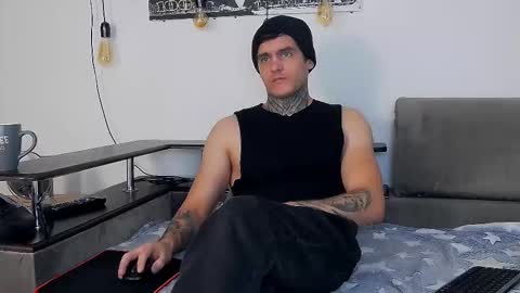 Carter online show from 12-21-25, 01:07