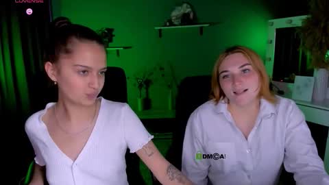 Snapshot of casey_meow_ chatting on 09-22-25, 01:02 casey_meow_ online show from 09-22-25, 01:02