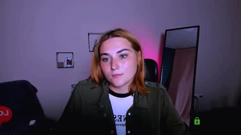 Snapshot of casey_meow_ chatting on 09-26-25, 12:53 casey_meow_ online show from 09-26-25, 12:53