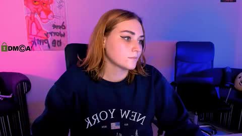 Snapshot of casey_meow_ chatting on 12-05-25, 10:02 casey_meow_ online show from 12-05-25, 10:02