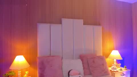 Casey Pierce  New Account online show from 11-06-25, 07:59