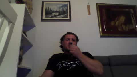 Snapshot of cashmaster33 chatting on 02-14-25, 09:53 cashmaster33 online show from 02-14-25, 09:53