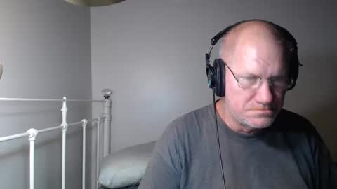 CasinoCam online show from 04-10-26, 02:39