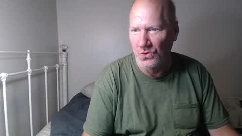 CasinoCam online show from 04-25-26, 02:36