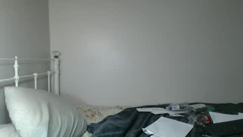 Snapshot of casinocam chatting on 05-06-26, 08:47 CasinoCam online show from 05-06-26, 08:47
