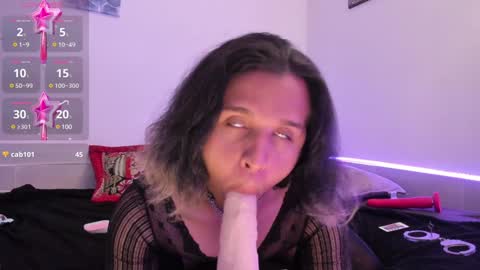 cassandra cassie  online show from 12-15-24, 01:57