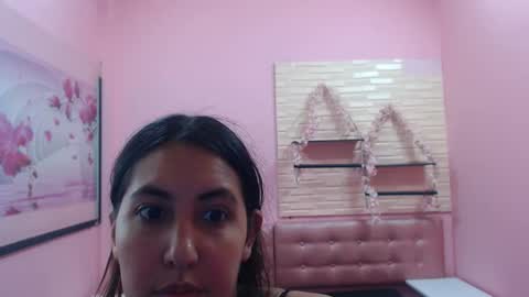 Snapshot of cassandra_ruizz chatting on 09-18-25, 07:38 573215024606 online show from 09-18-25, 07:38