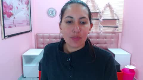 Snapshot of cassandra_ruizz chatting on 10-30-25, 11:05 573215024606 online show from 10-30-25, 11:05