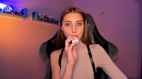 Seductress Cassia  FINDOM AND SADISM  NO NUDE online show from 01-12-25, 07:21