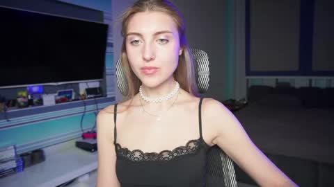 Seductress Cassia  FINDOM AND SADISM  NO NUDE online show from 09-28-25, 04:45