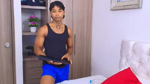 Snapshot of cassian_gold chatting on 05-13-26, 08:16 CASSIAN GOLD online show from 05-13-26, 08:16