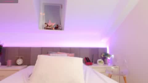 Snapshot of cassidyanne chatting on 11-24-25, 05:51 cassidyanne online show from 11-24-25, 05:51