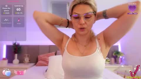 Snapshot of cassidyanne chatting on 03-10-26, 06:29 cassidyanne online show from 03-10-26, 06:29