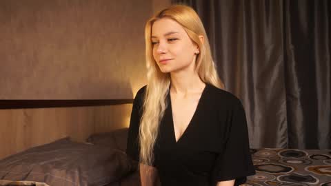 Cassie online show from 01-22-25, 09:32