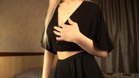 Cassie online show from 02-02-25, 05:59