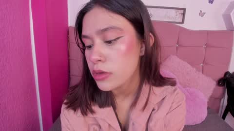 Snapshot of cassie_jones1 chatting on 01-04-25, 03:07 Cassie Jones online show from 01-04-25, 03:07