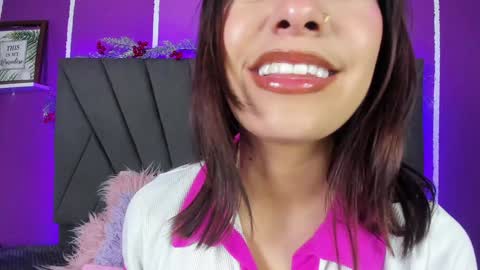 Snapshot of cassie_jones1 chatting on 02-06-25, 03:48 Cassie Jones online show from 02-06-25, 03:48