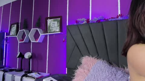 Snapshot of cassie_jones1 chatting on 02-06-25, 09:53 Cassie Jones online show from 02-06-25, 09:53