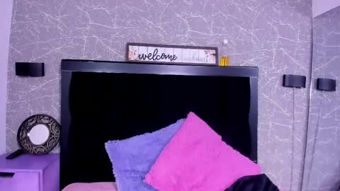 Snapshot of cassie_jones1 chatting on 02-27-25, 03:14 Cassie Jones online show from 02-27-25, 03:14