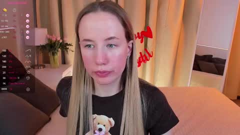 Cassie online show from 02-16-25, 08:44