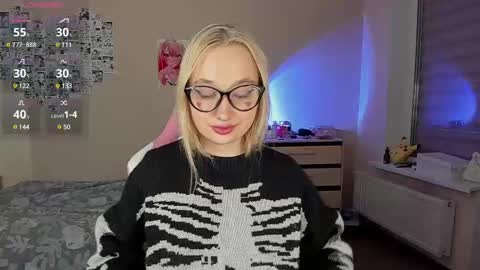 Cassie Rosss online show from 03-06-25, 05:14