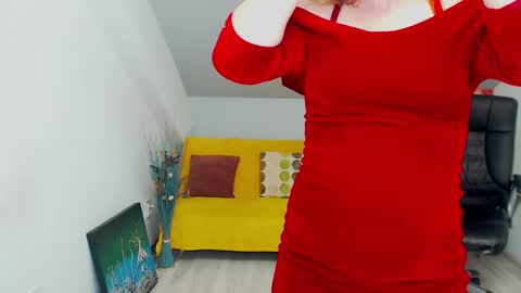 Snapshot of cassiejonas chatting on 12-11-24, 04:28 CassieJonas online show from 12-11-24, 04:28