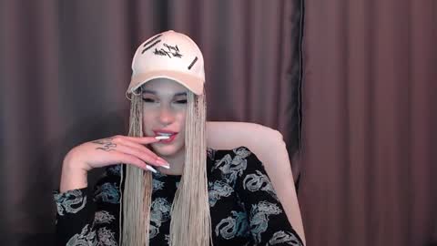 Snapshot of cassiemich chatting on 12-09-24, 07:39 Cassie online show from 12-09-24, 07:39