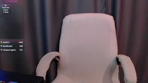 Snapshot of cassiemich chatting on 12-10-24, 10:47 Cassie online show from 12-10-24, 10:47