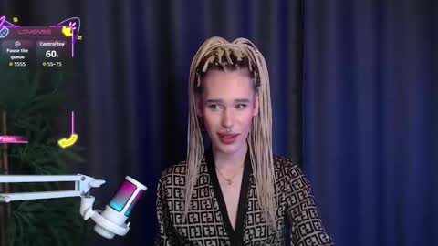 Snapshot of cassiemich chatting on 12-15-25, 05:55 Cassie online show from 12-15-25, 05:55