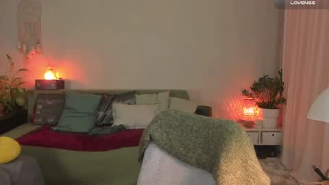  cassandra  online show from 01-23-25, 04:48