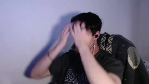 Snapshot of casteryx chatting on 10-11-25, 10:08 Juan online show from 10-11-25, 10:08