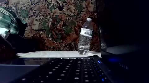 Snapshot of castration40 chatting on 10-04-25, 09:07 castration40 online show from 10-04-25, 09:07