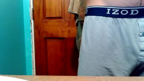 Snapshot of castration40 chatting on 10-13-25, 10:48 castration40 online show from 10-13-25, 10:48