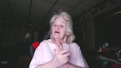 cat online show from 12-30-24, 06:38