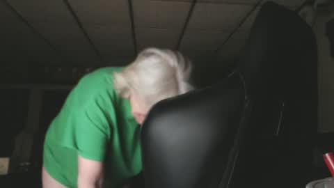 cat online show from 01-01-25, 05:22