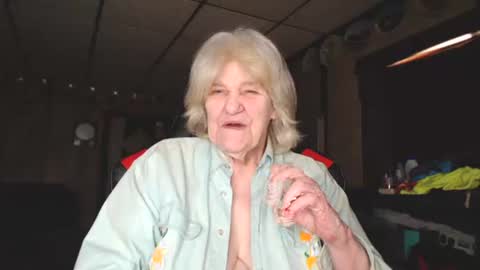 cat online show from 01-17-25, 07:38