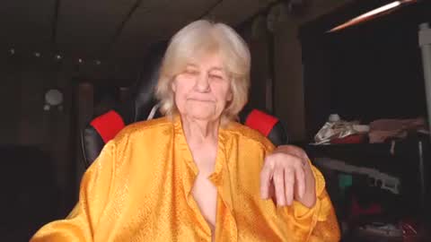 cat online show from 01-22-25, 08:06