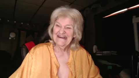 cat online show from 02-19-25, 04:00