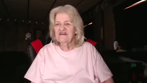 cat online show from 02-21-25, 07:54