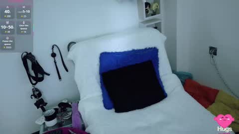 Snapshot of cat_white chatting on 09-20-25, 03:46 Cata online show from 09-20-25, 03:46