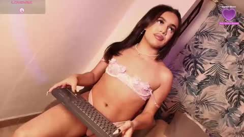 Snapshot of cata2319 chatting on 11-29-25, 11:41 catalina online show from 11-29-25, 11:41