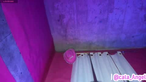 Snapshot of cata_angel1 chatting on 12-17-24, 02:23 Cata Angel online show from 12-17-24, 02:23