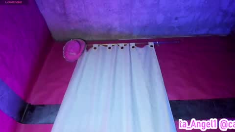 Snapshot of cata_angel1 chatting on 01-14-25, 05:19 Cata Angel online show from 01-14-25, 05:19