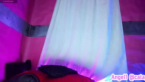 Snapshot of cata_angel1 chatting on 02-28-25, 02:20 Cata Angel online show from 02-28-25, 02:20